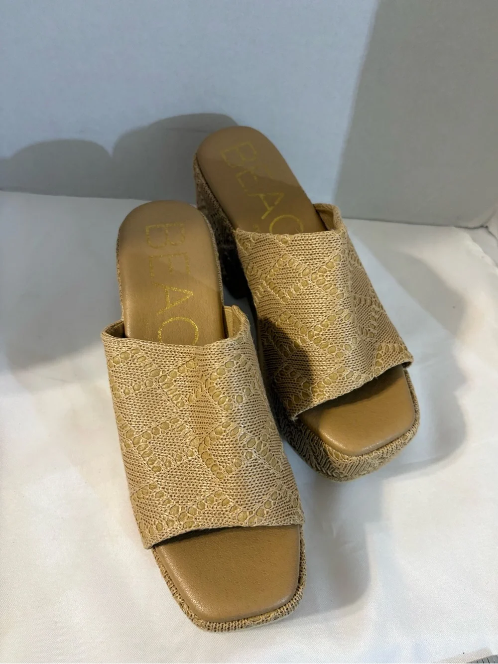 Beach by Matisse platform heel sandals camel chunky block heel women’s  size 9M